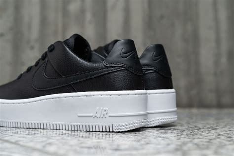 nike damen w af1 sage low basketballschuhe schwarz|Nike Air Force 1 Sage Low Women's Shoes.